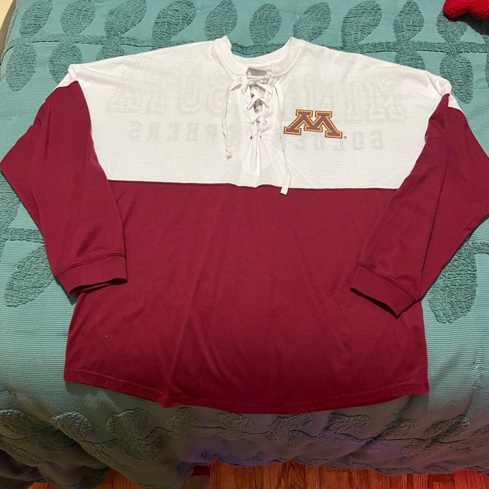 Minnesota Gophers 
Size medium
Like new
